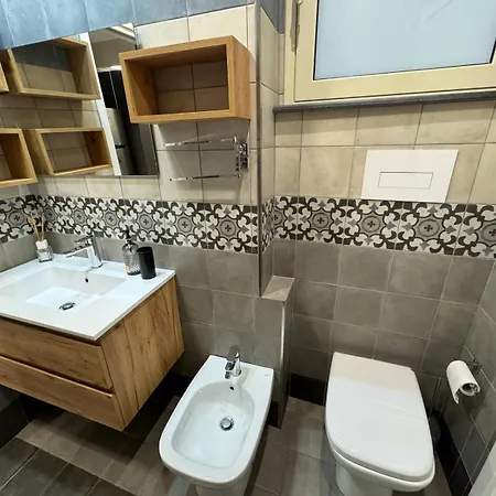 Διαμέρισμα Luxury Grey Μιλάτσο